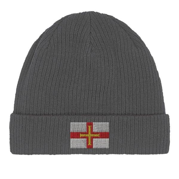Guernsey-lippalakki harmaana Grå
