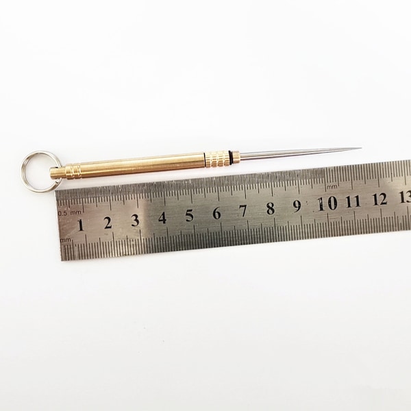 Bärbar Metallsäkerhetstandpetare, Stark och Hållbar Återanvändbar Titanlegering med Mässing, Kompakt Design för Användning På Språng, Resesällskap med Nyckelring