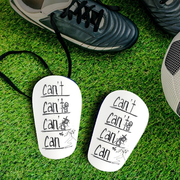 1 par Mini Benskydd för Fotboll, Extra Små Fotbolls Benskydd Skyddande Benskydd Utrustning Små Benskydd för Tonåringar Barn Vuxna White Black