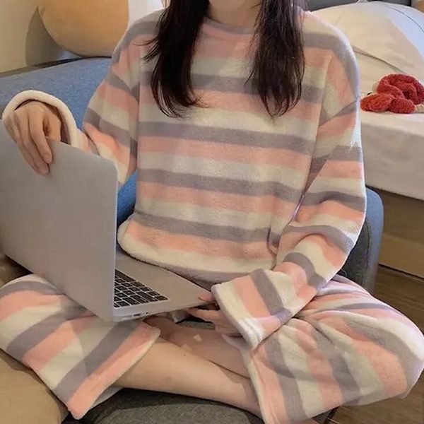Naisten syksyn talven lämmin flanelli naisten pyjamasetti Style 14 L