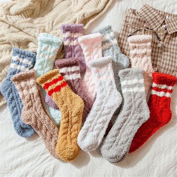 Korall fløyelsstrømper Cashmere Sox Stripemønster LYSEGRÅ