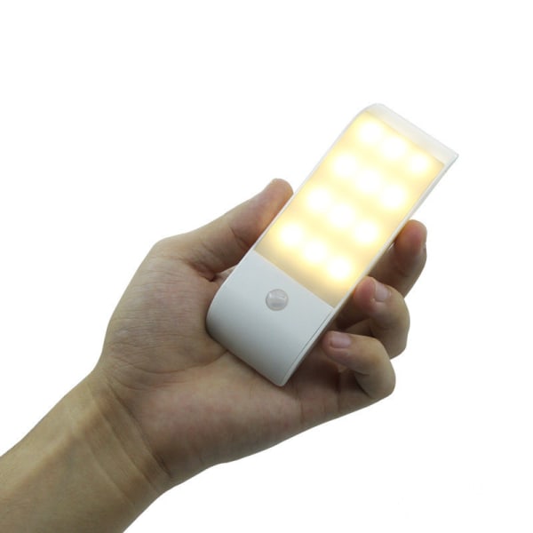 Genopladelig LED Infrarød Menneskekropssensorlampe Soveværelsesskab