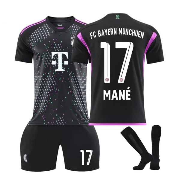 2324Bayern borta svart fotbollströja ärm för vuxna barn NO.17with socks XXL