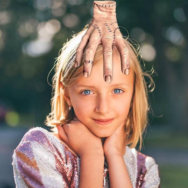 Wednesday Thing - Addams Family Thing Main | Onsdag Addams Family Hands