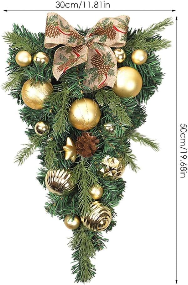 Kunstig julekrans til hoveddøren