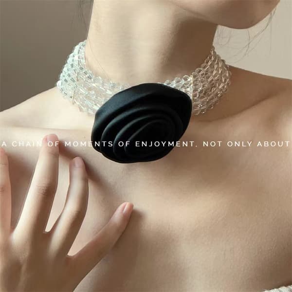 Fransk dame rosepyntet krystallperle choker