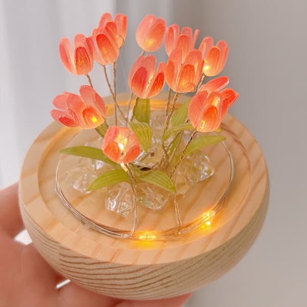 Tulip Nattlampe Blomstrete lampe LILLA
