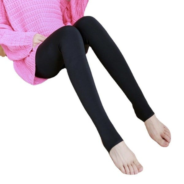 Lämpimät talviset fleece leggingsit, vuoratut beige sukkien kanssa 180g