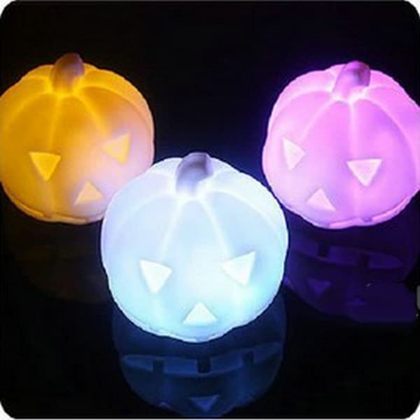 Blinkende fargerik LED Light Pumpkin Night Lantern (3 stk)