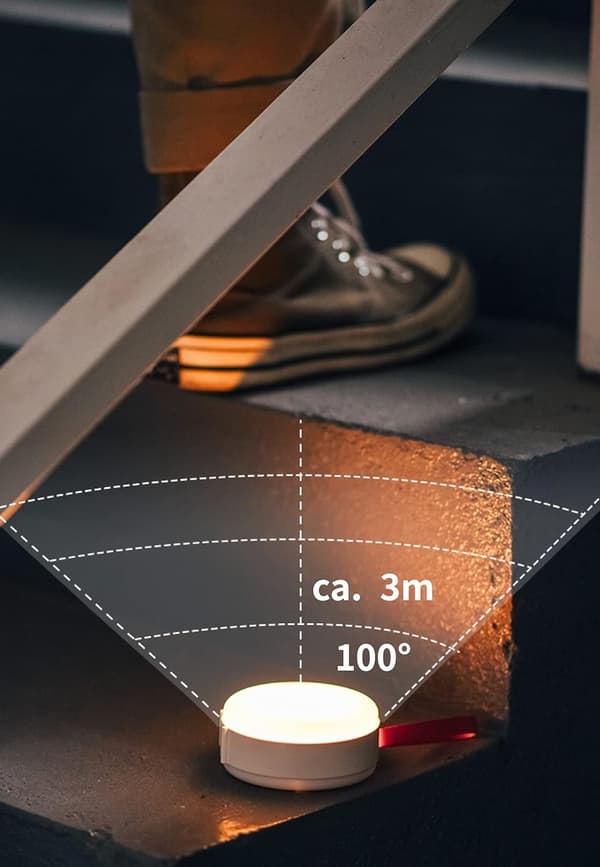 Rörlig LED-nattlampa med rörelsesensor, baksida med magneter