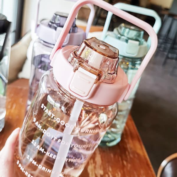 Damkopp med sugrör Högkvalitativa material som lämpar sig för utomhusaktiviteter Pink 2000ml