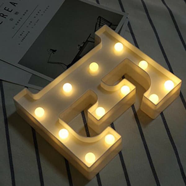 (E) 3D LED Nattlys Symbol Bokstav Vegg Desktop Barnerom