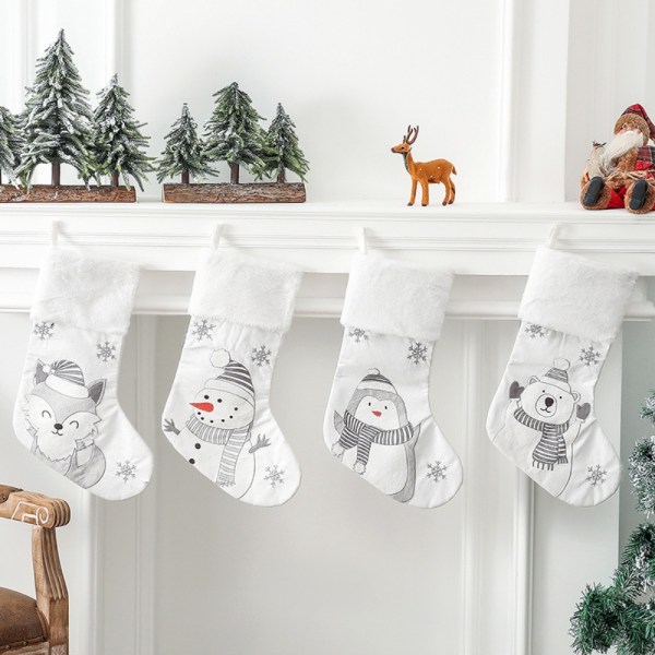 Hvite julestrømper julepynt ISBJØRN POLAR Polar Bear