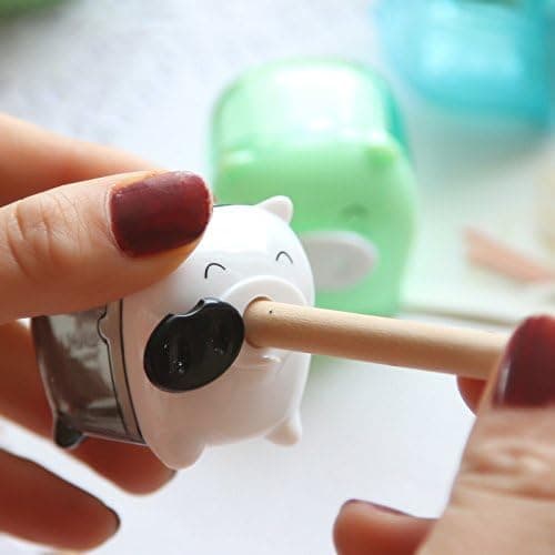 5 kpl Söpö teroitin sarjakuva mini possu kädessä pidettävä teroitin sekoitetut värit
