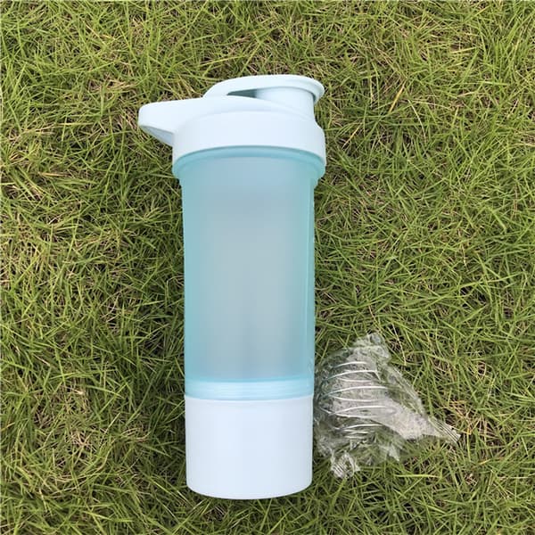 500 ml proteiinishakerpullo, sininen sekoituspullo Urheiluvesipullot treeniin Fitness blue