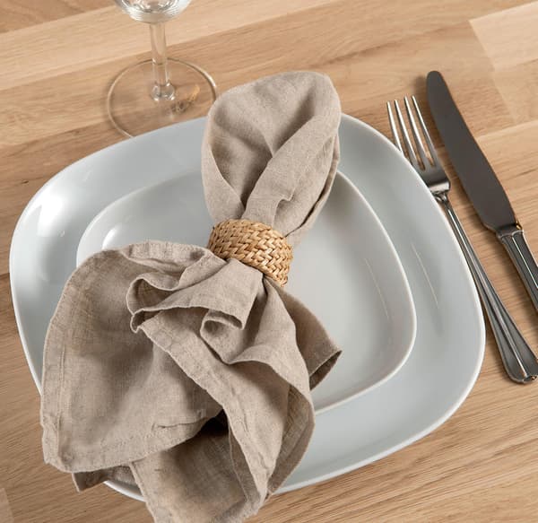 Servettringar Flätad korg  6-pack beige