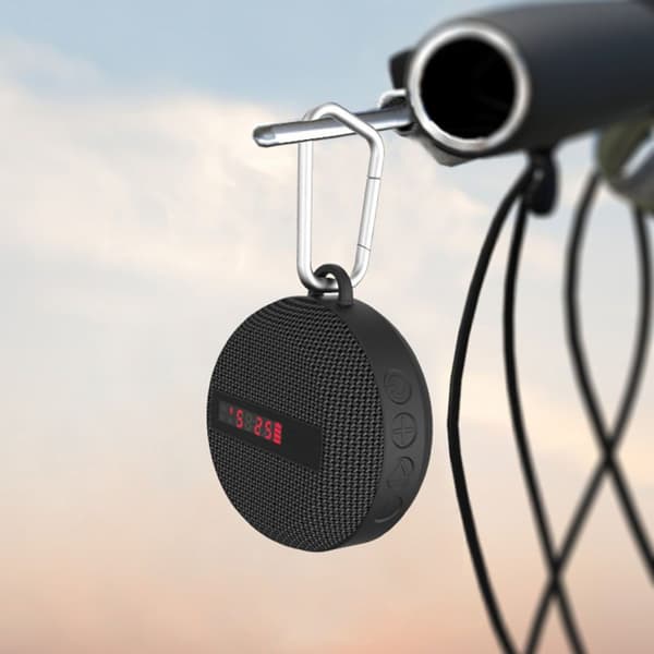 Bluetooth sykkelhøyttaler med hastighetsmåler og feste