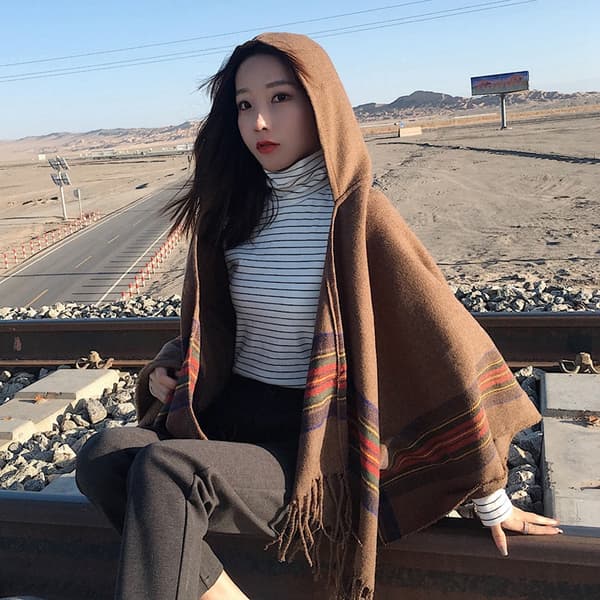 Dam Huva Tofsar Cape Sjal Poncho Imitation Ull Förtjockad