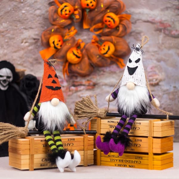 Gnomes hänge Ansiktslös häxdocka VIT
