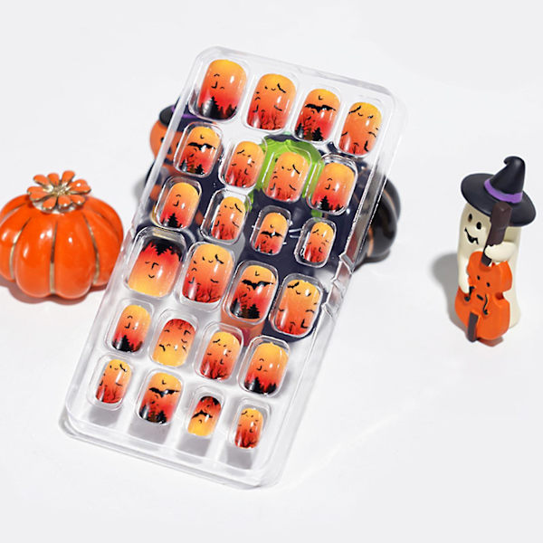 4st/ set Halloween-stil Nagelspets Barnspets Bärbar Färgglad Barn Cover Tryck på självhäftande lösnaglar för present 2