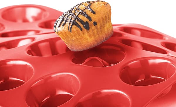 2 stk. - Rød muffinform til 24 mini muffins i silikone med non-stick belægning, cupcakes