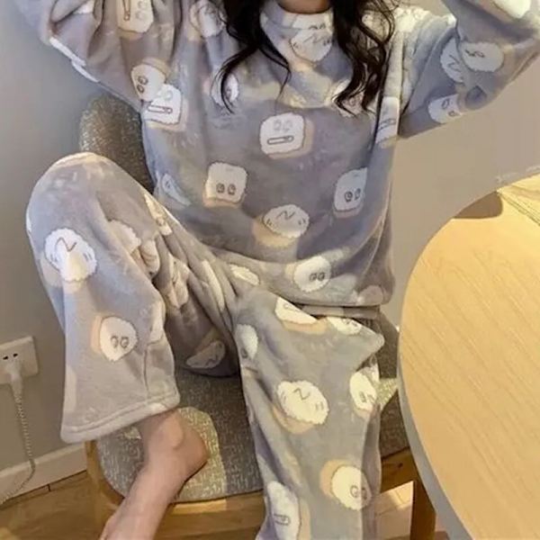 Naisten syksyn talven lämmin flanelli naisten pyjamasetti Style 16 L