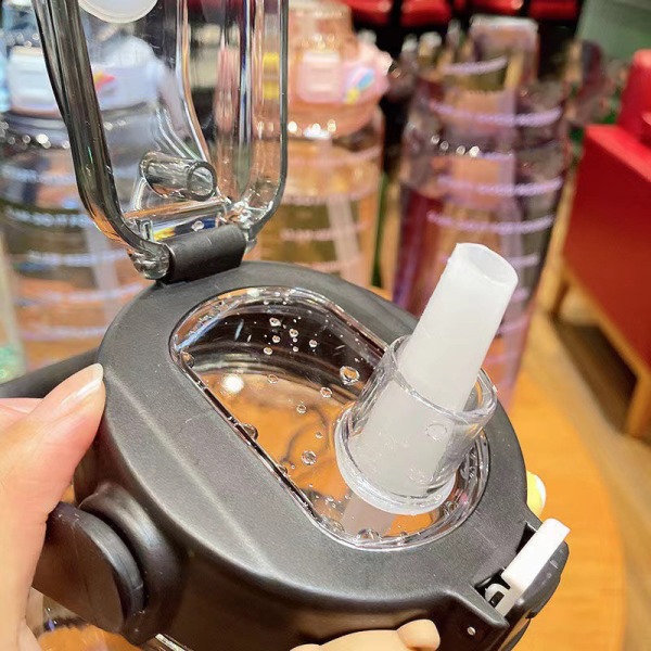 2-liters vattenflaska med halm, honkanna, bärbar flickor Black