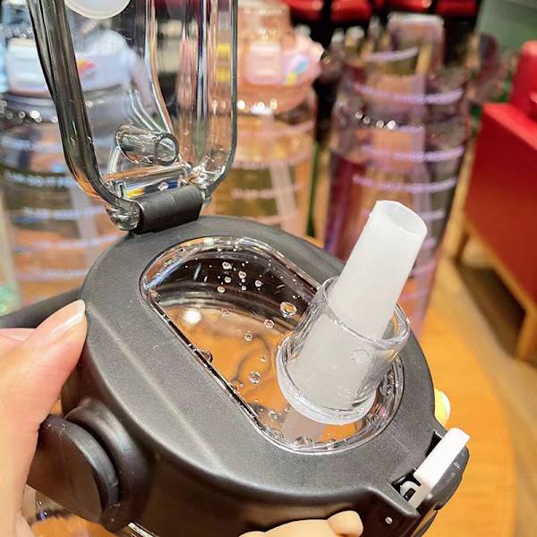 2-liters vattenflaska med halm, honkanna, bärbar flickor Blue