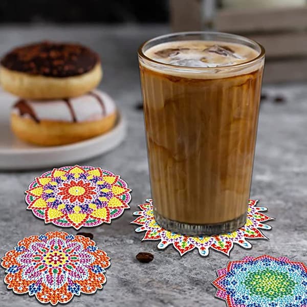 Pakke med 6 Mandala Blomst Diamantmalte Coasters