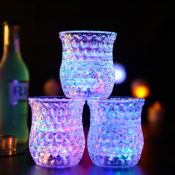Blinkande kopp i honeycomb-form, LED-blinkande kopp Ljuskopp, LED-vattensensorkopp