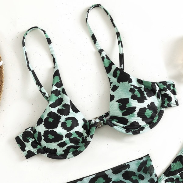 Kolmiosainen naisten painettu pehmeä laukku Bikini solmittu naisten seksikäs uimapuku Rantavaatteet Perspektiivi Suositut jaetut uima-asut Green M
