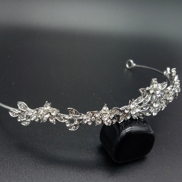 Silver Bridal Tiara med Faux Pearl Crystal och Rhinestone Accen 3 silver