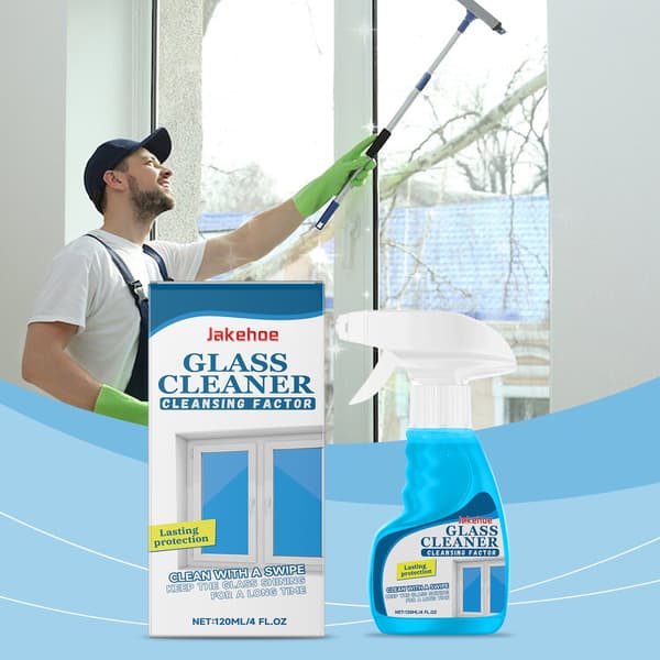 Glasrens, pletfjerner, oliefjerner, støvfjerner og glasrensespray.