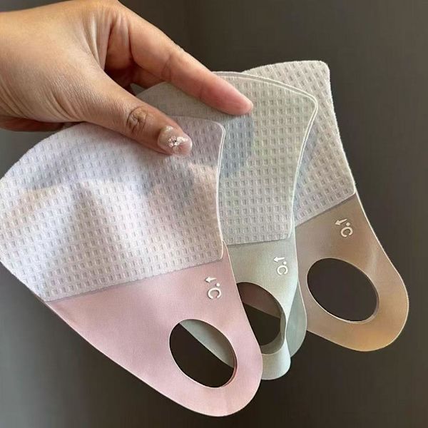 Andningsbar Ice Silk Mask Spårlös Anti Pollen Solskyddsmask Anti-UV~ Green One size