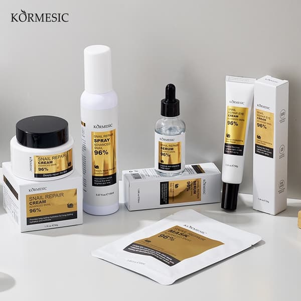 Ansiktskräm och behandlingsset med snigelessens Face Cream 50g
