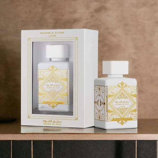 Bade'e Al Oud for Glory af Lattafa 100ml EDP Spray - Gratis Ekspresforsendelse Badee' Purple 1 item