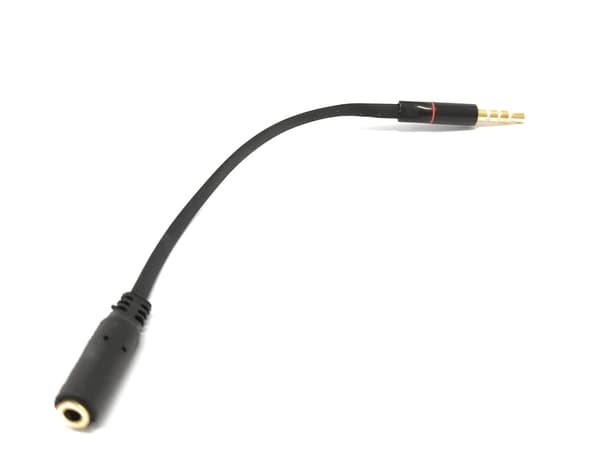 15 cm stereo AUX-kabel med 3,5 mm stik til fladt jack, sort.