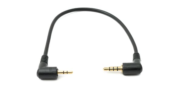 Lydkabel, 20 cm, 2,5 mm stik til 3,5 mm stik, vinklet, AUX-adapter, sort.