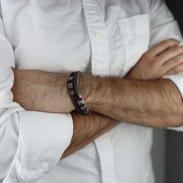Flettet læderarmbånd med dobbelt række til mænd