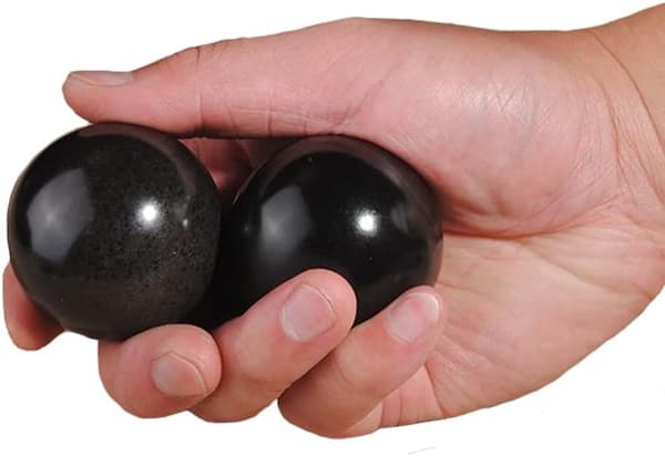1,4 tommer sorte obsidian sten Baoding-kugler, små massage marmorkugler til håndterapi, stresslindring og finger- og håndledsøvelser, poleret fitne