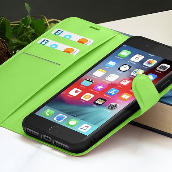 Plånboksfodral för iPhone 8 Plus / 7 Plus Stöd och Magnetflik Zanaé Grön Grön