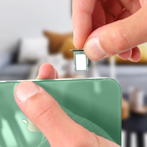 SIM-kortsfack - Apple iPhone 12 Mini - Ersättningsställ för Nano SIM - Grön Grön