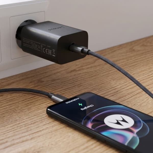 USB-C 30W Power Delivery Hurtig Oplader Reference MC309 Lenovo Sort Svart