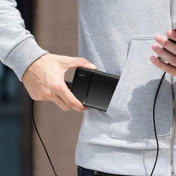 5000mAh backup-batteri 2,4A USB-udgang Kompakt og let Maxlife Sort