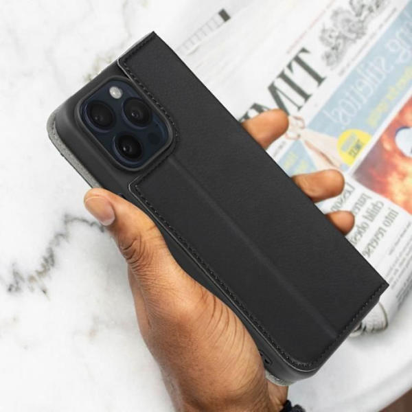 iPhone 15 Pro Max-fodral - Bigben - Svart - Ekologiskt läder - Stödfunktion - Kortfack Svart