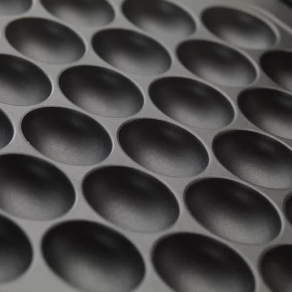Trebs Bubble Waffle Maker 800W Silver Pengar