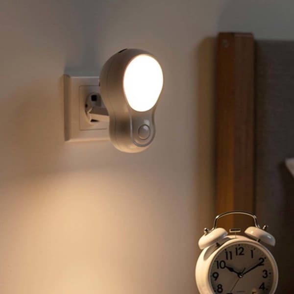 LED Natlampe med Stik og Blød Hvid Lys Vit