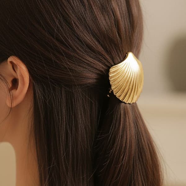 Barrette Casual Kaia Snäckskal Sol Guld Svart / Guld Svart
