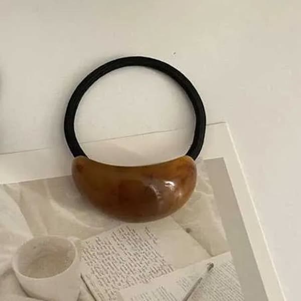 Hårsnodd - AVIZAR - Brun - Perleffekt Trä - Bekväm - Elegant kastanj