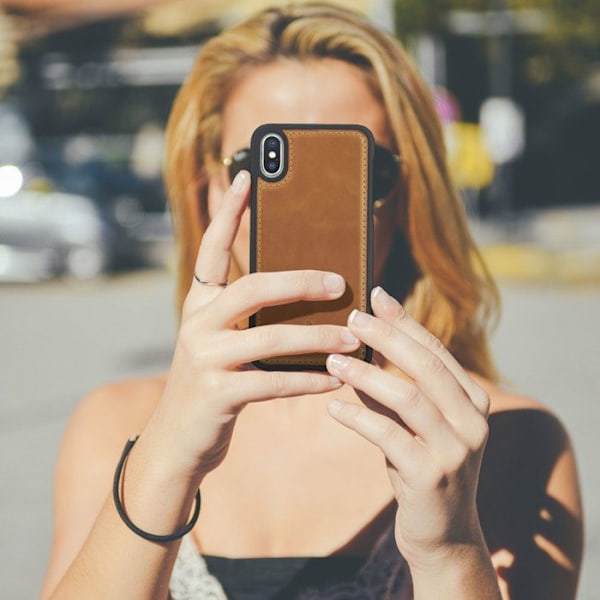 Coque Apple iPhone X / XS Beskyttelse Hård Ægte Læder Akashi Camel kastanj